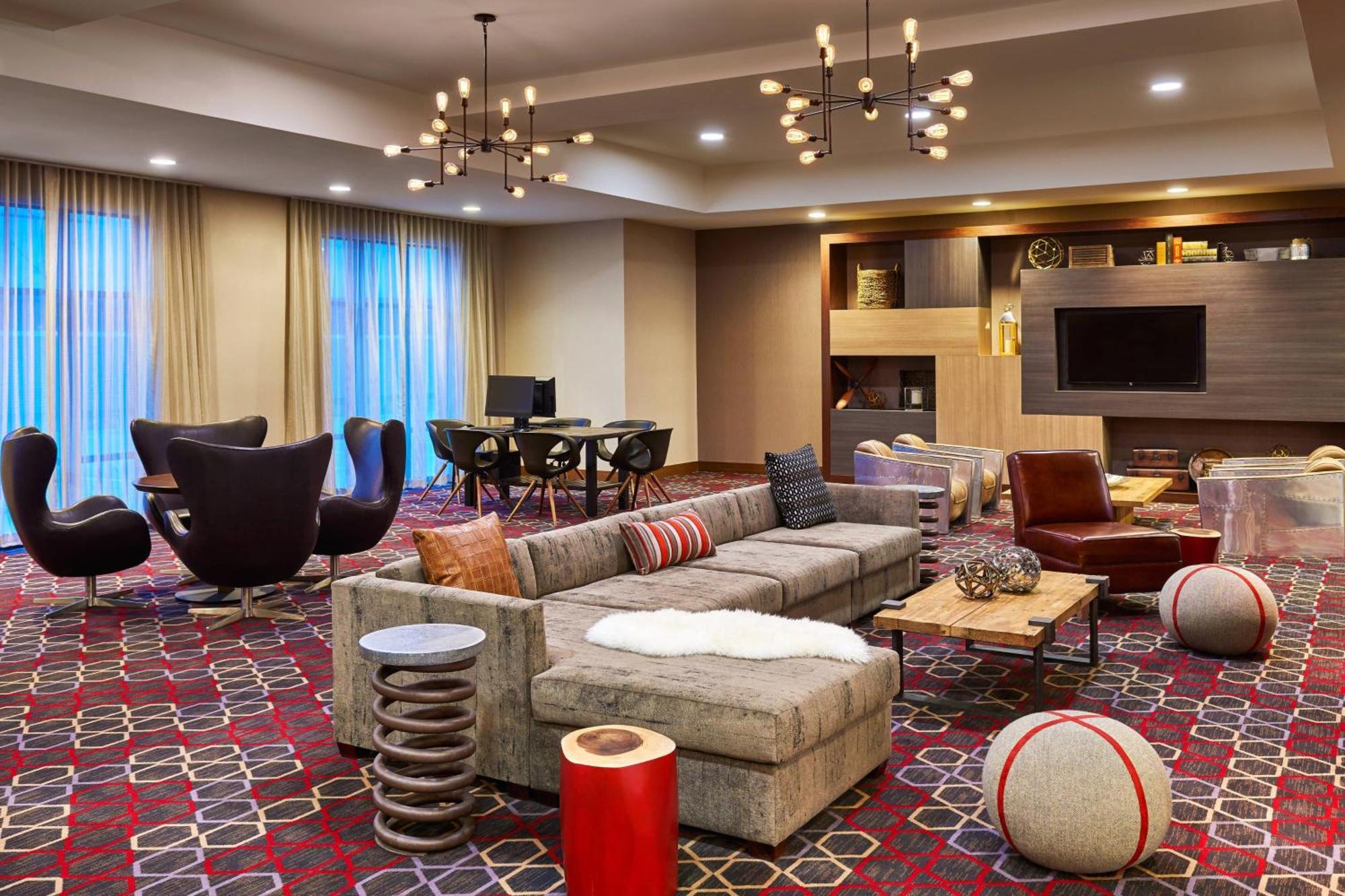 Four Points By Sheraton Medical Center Hotel