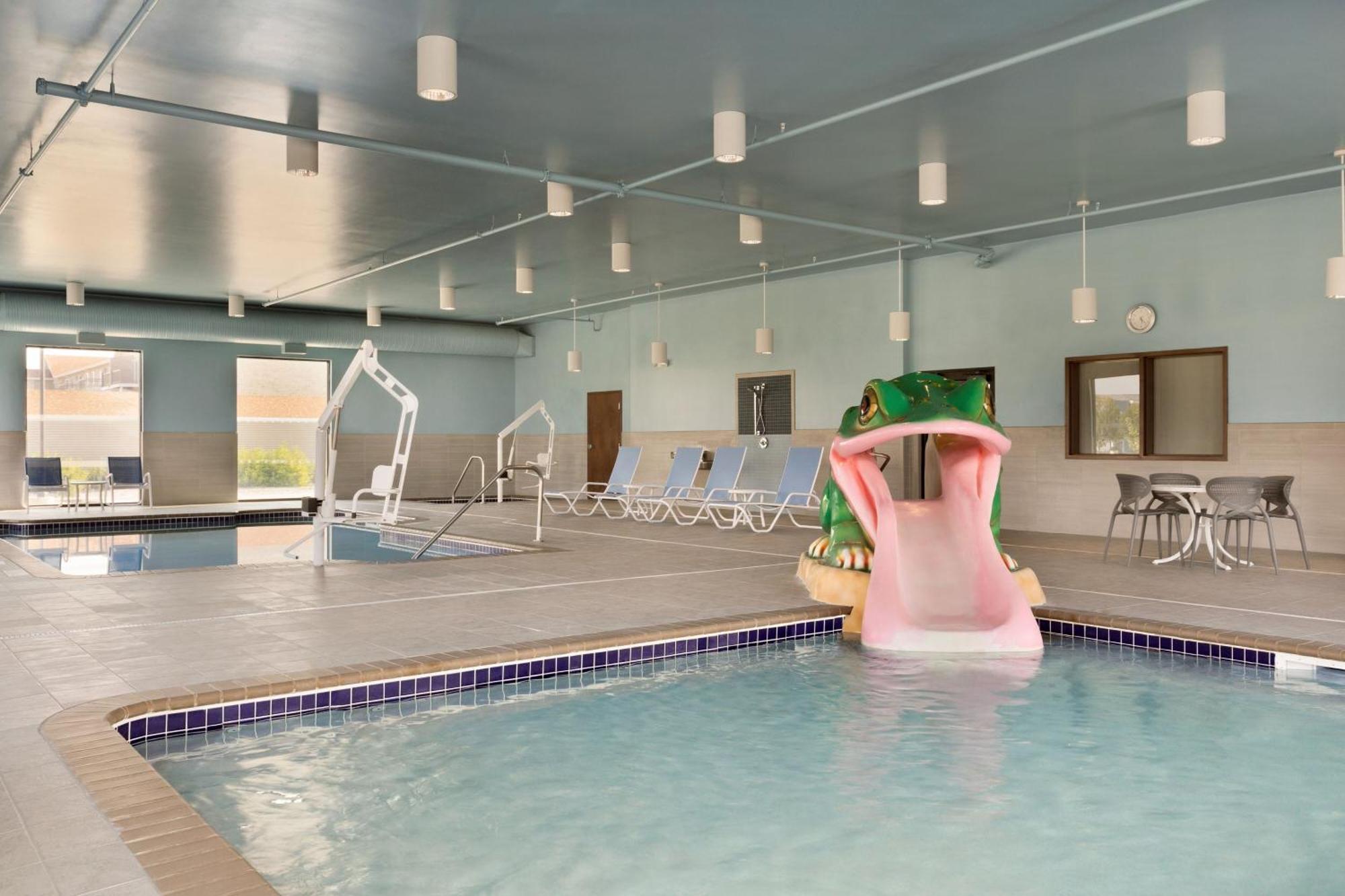 Four Points By Sheraton Medical Center Fargo