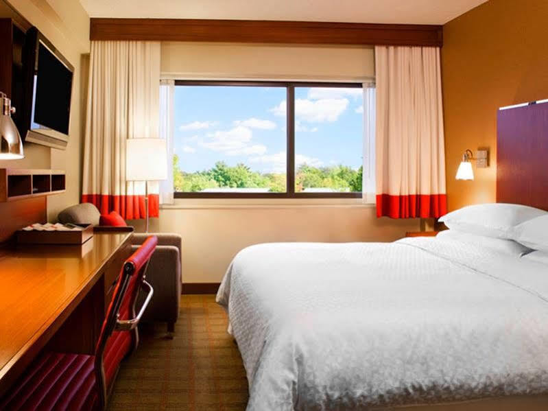 Four Points By Sheraton Medical Center