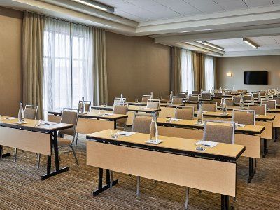 Four Points By Sheraton Medical Center Hotel Fargo
